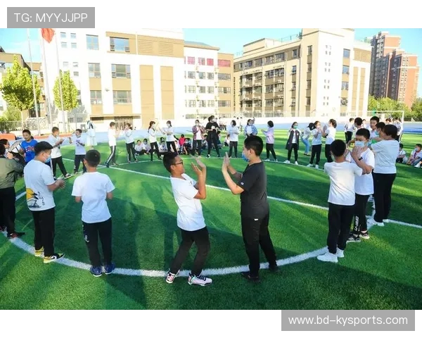 数据表明：参加团队运动的学生孤独感明显降低